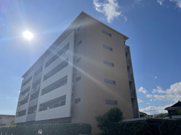 プロスペリテ・ベルの物件外観写真